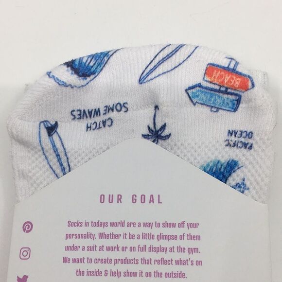 Hexxee Catch Some Waves Beach Pacific Ocean Socks Size Small - Picture 6 of 9